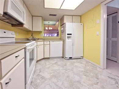 Racquet Club West Building unit 205c, Vero Beach, FL 32963 - photo 7