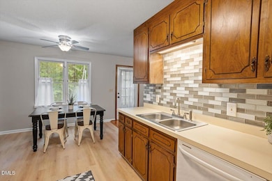 2124 Lee St, Clayton, NC 27520 - photo 7