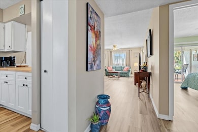 22375 Edgewater Dr unit 120, Punta Gorda, FL 33980 - photo 5