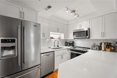 315 N Spruce St unit 408, Winston Salem, NC 27101 - photo 7