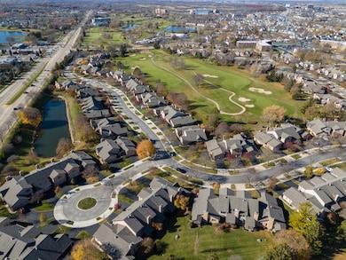 1711 Pebble Beach Ct, Hoffman Estates, IL 60169 - photo 5