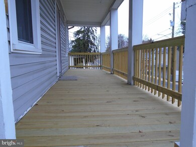 705 Larchmont Ave, Capitol Heights, MD 20743 - photo 3