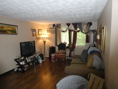 545 Calef Rd unit 22, Manchester, NH 03103 - photo 5
