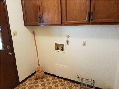 321 Riverside Dr, El Paso, TX 79915 - photo 7