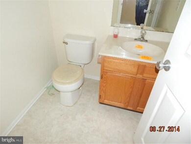 22 Shelburne St, Burlington, NJ 08016 - photo 6