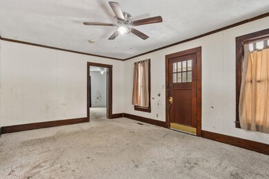 319 E Grant St, Monticello, IL 61856 - photo 6