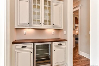Butler Pantry