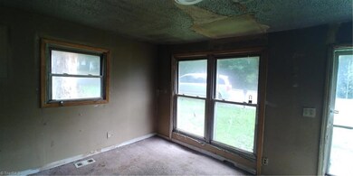 619 Lincoln St, Reidsville, NC 27320 - photo 4