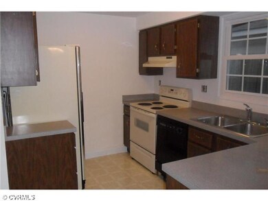 9423 Greenhill Ct unit 9423, Henrico, VA 23294 - photo 2