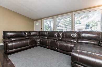 3300 H Ave NW, Cedar Rapids, IA 52405 - photo 6