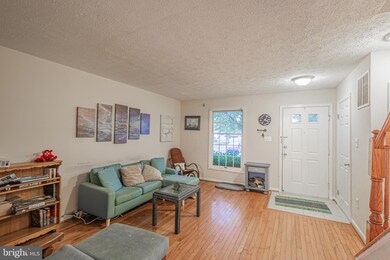 12509 Coral Grove Place, Germantown, MD 20874 - photo 4