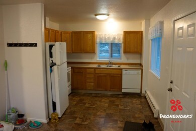 1750 N Fanciful Place unit B, Wasilla, AK 99654 - photo 2