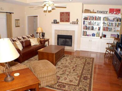 Great Built-In Bookcase in this Huge 20x16 Den wit