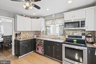 215 Fernwood Ave, Folsom, PA 19033 - photo 7