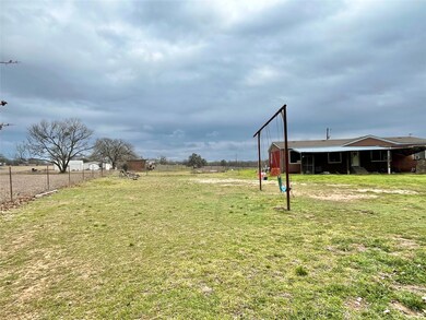 5684 Russell Bend Rd, Poolville, TX 76487 - photo 5