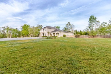 2420 Henderson Dr, Jacksonville, NC 28546 - photo 5