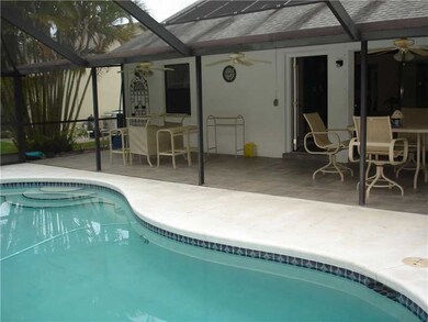 Swimming Pool/Hot Tub/Sauna.