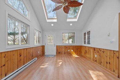 24 Maple Ln, Northborough, MA 01532 - photo 4