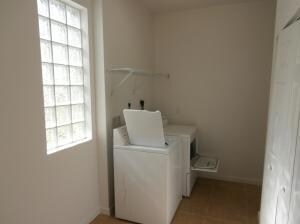 1115 Center Stone Ln, Riviera Beach, FL 33404 - photo 5