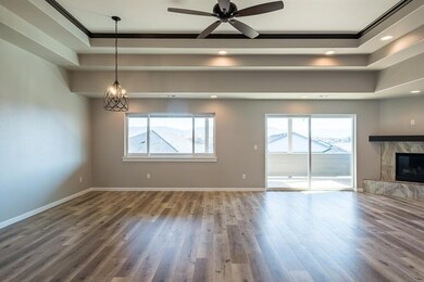 987 Stonewater Dr, Eagle Point, OR 97524 - photo 5