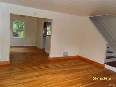 523 W Barner St, Allentown, PA 18103 - photo 3