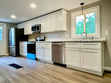 20 Merrimack St, Hooksett, NH 03106 - photo 2