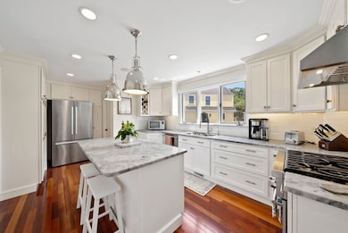 1111 Brook Rd, Milton, MA 02186 - photo 5