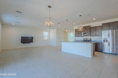 6 Dining Area