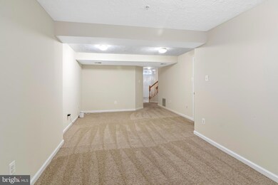 9740 Morningview Cir, Perry Hall, MD 21128 - photo 3