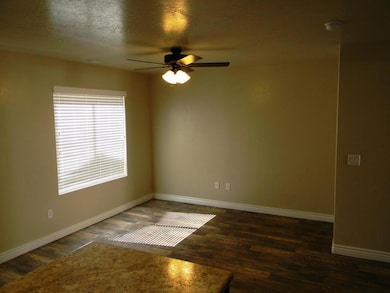 1652 W-Open concept