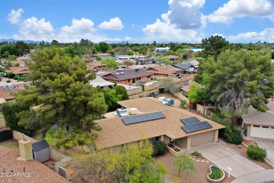 1120 E Julie Dr-62