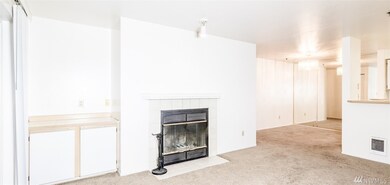 215 100th St SW unit D203, Everett, WA 98204 - photo 3