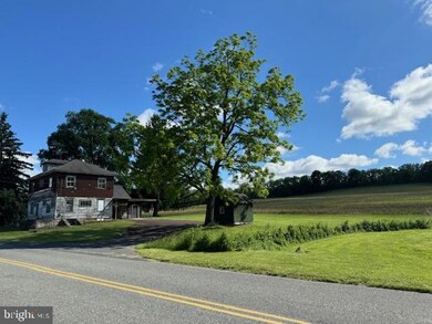 8295 Chestnut Hill Church Rd, Coopersburg, PA 18036 - photo 2