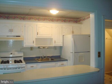 918 E 41st St, Baltimore, MD 21218 - photo 5