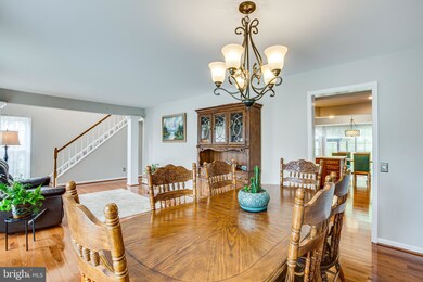 16950 Cass Brook Ln, Woodbridge, VA 22191 - photo 6