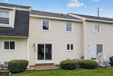 100 Frederick St unit 69, Dracut, MA 01826 - photo 2