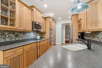 601 Laurel Crossing, Canton, GA 30114 - photo 3