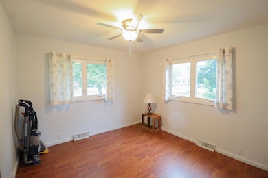 N6213 Fox St, Onalaska, WI 54650 - photo 4