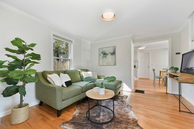 51 Smith St unit 51, Arlington, MA 02476 - photo 3