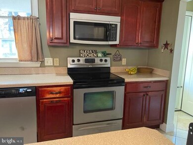 126 W Park Dr, Bridgeton, NJ 08302 - photo 6