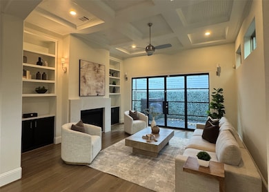 1902 W 25th St, Houston, TX 77008 - photo 2