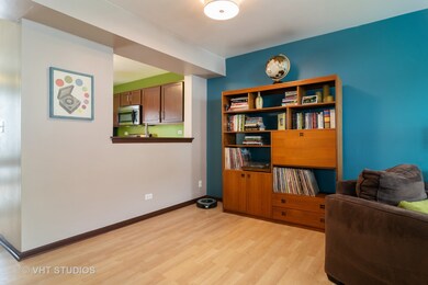 708 Hidden Creek Ln unit 414, North Aurora, IL 60542 - photo 4