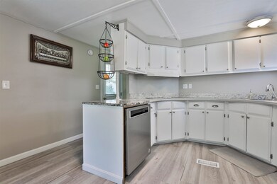 15 Mercury Ln, Nashua, NH 03062 - photo 6