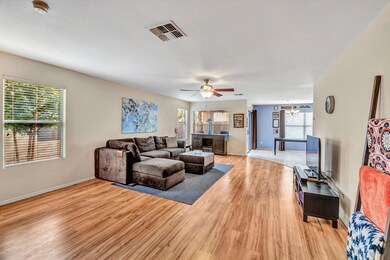 690 E Ban-004-26-DLB 4608-MLS_Size