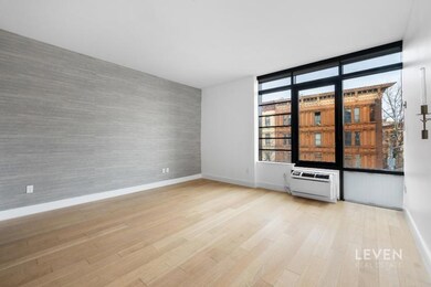 500 Waverly Ave unit 3-D, Brooklyn, NY 11238 - photo 2