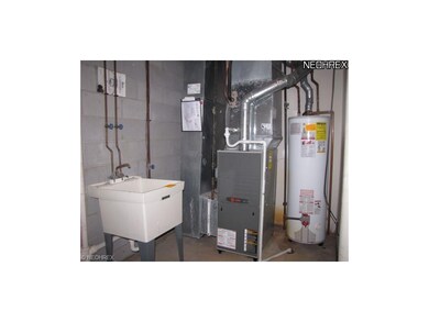 Utility Room off Family Room