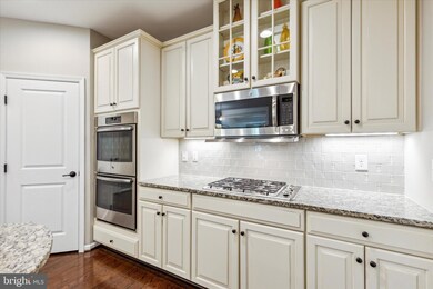 134 Mustang Way, Norristown, PA 19403 - photo 5