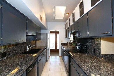 Kitchen2[1]