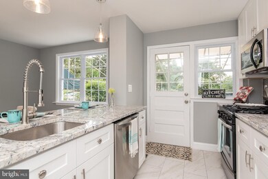 335 Old Trail Rd, Baltimore, MD 21212 - photo 4