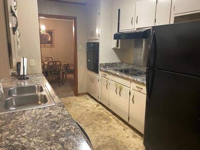 91 Roy Jefcoat Rd, Soso, MS 39480 - photo 3